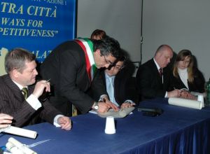 Il Vice Sindaco firma il gemellaggio